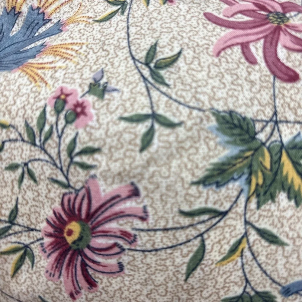 Vintage Floral Travel Cosmetics Bag With Perfect Pink Interior Top Zip